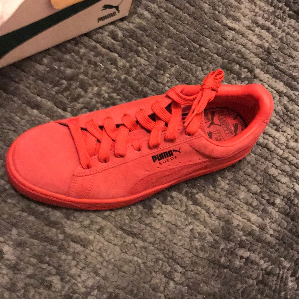 Suede Classic Pumas